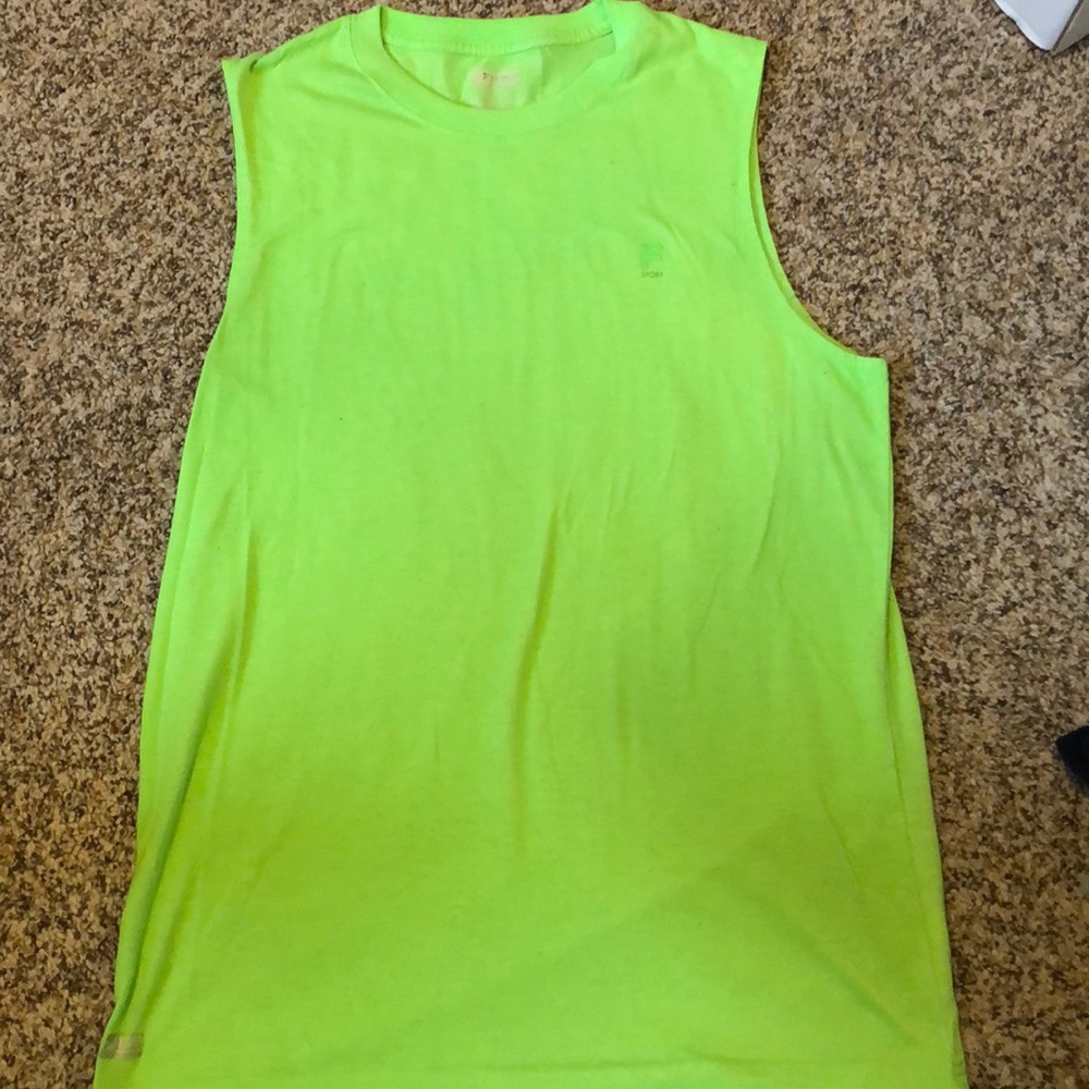 Guy’s Fila lime green muscle tank in size small